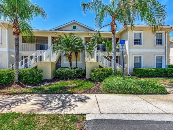 400 MIRABELLA CIRCLE , Unit 201, VENICE, FL 34292