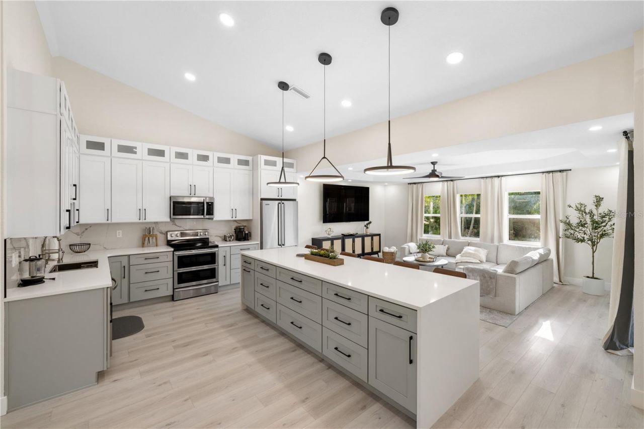 5160 Hornbuckle Boulevard, North Port, FL 34291 Photo