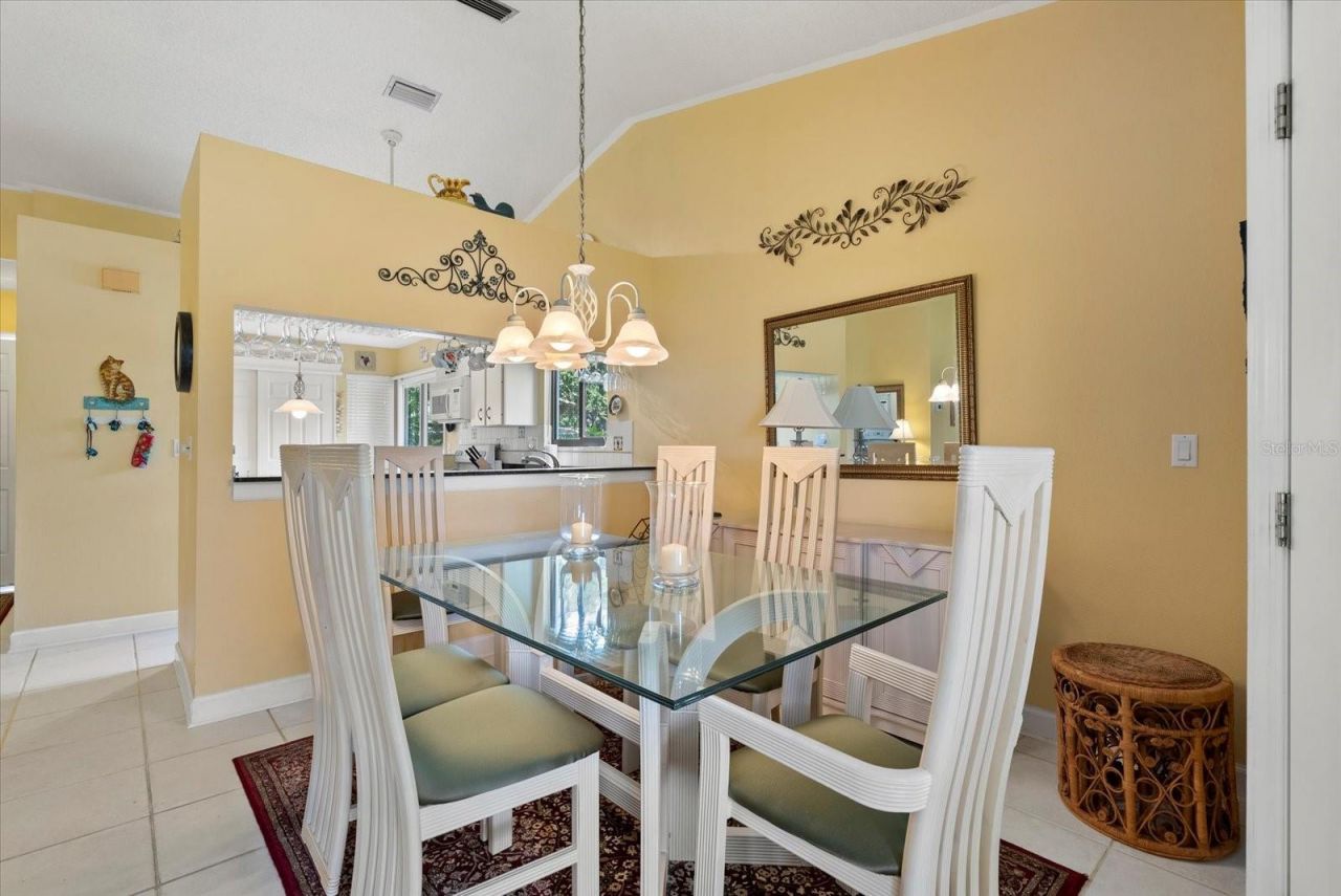 3001 Seawind Circle , Unit 10C, Venice, FL 34293 Photo