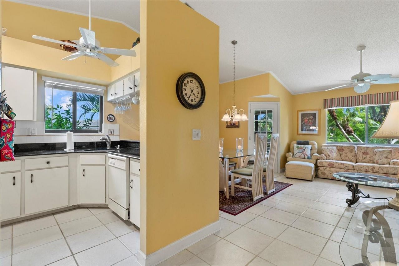 3001 Seawind Circle , Unit 10C, Venice, FL 34293 Photo