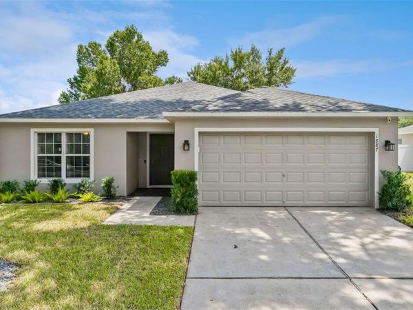 1887 VALE DRIVE , CLERMONT, FL 34711