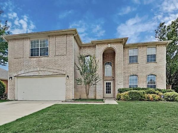 4000 Iris Court, Haltom City, TX 76137