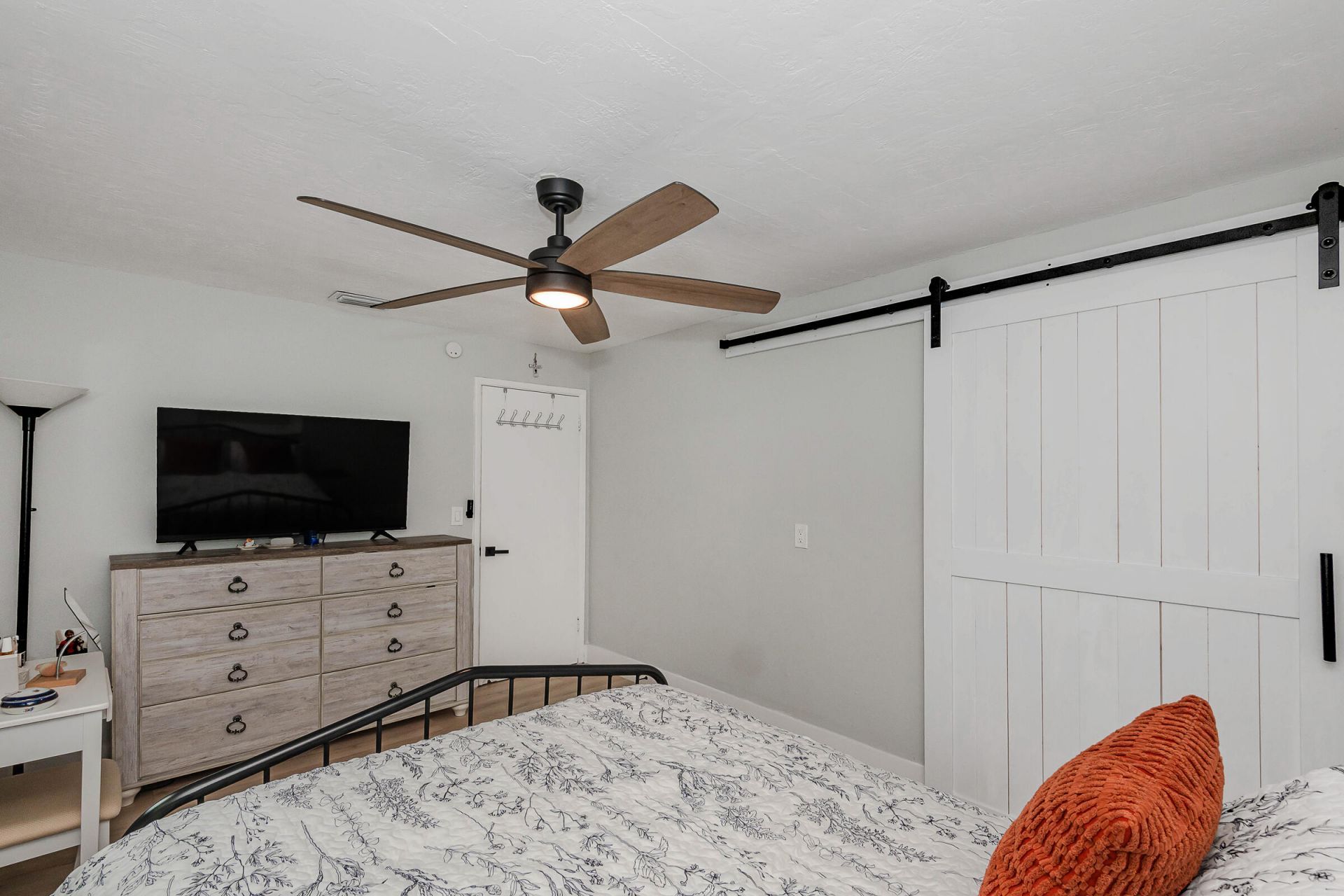 5631 Freedom Street, Hollywood, FL 33021 Photo