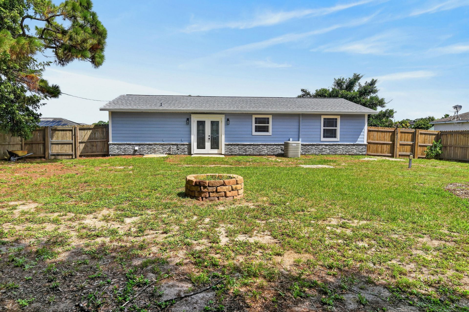 1050 SW Colorado Avenue, Port Saint Lucie, FL 34953 Photo