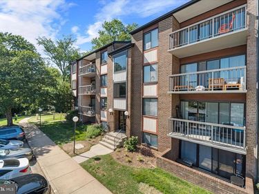 9730 KINGSBRIDGE DRIVE, Unit 3, FAIRFAX, VA 22031