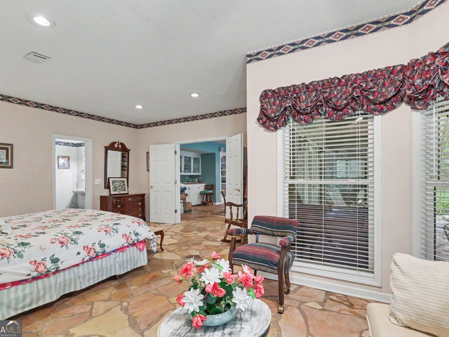 Property Image 69