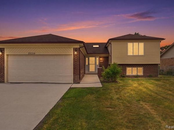 38354 Sleigh Drive , Sterling Heights, MI 48310