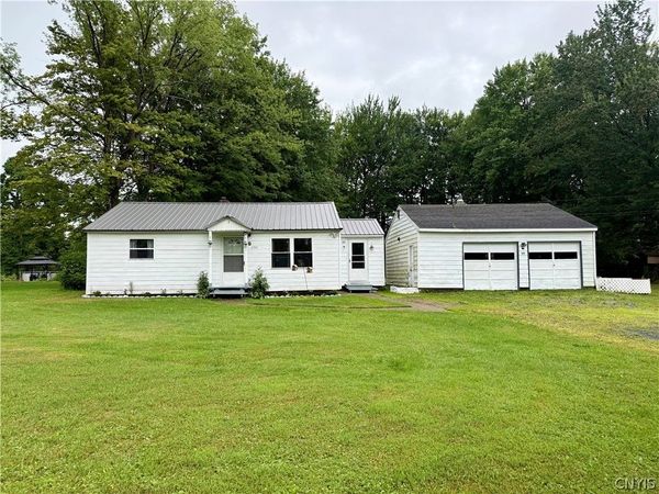 6747 Sutliff Road, Whitesboro, NY 13492