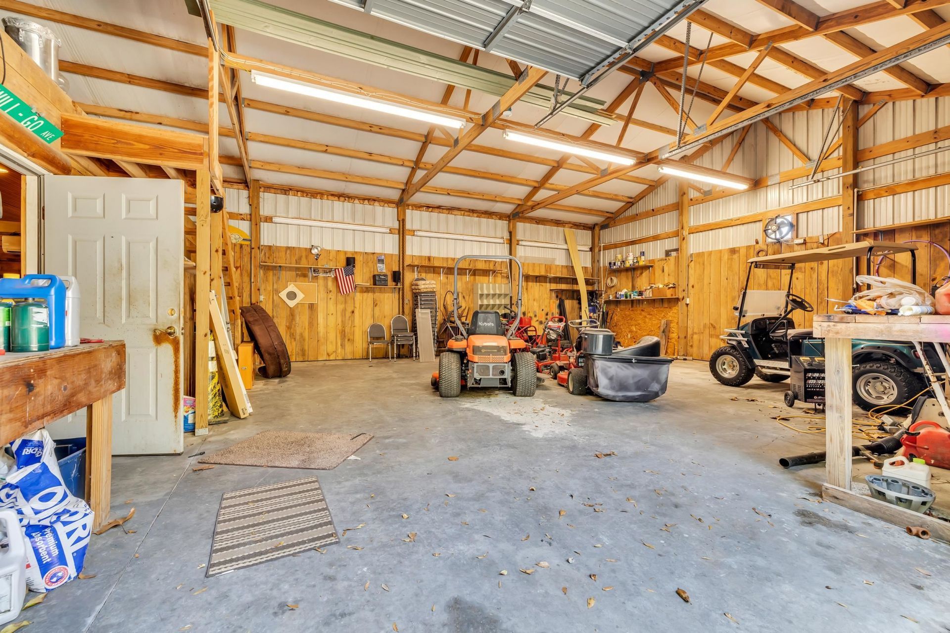 1444 Will-go Ave.  Photo 38