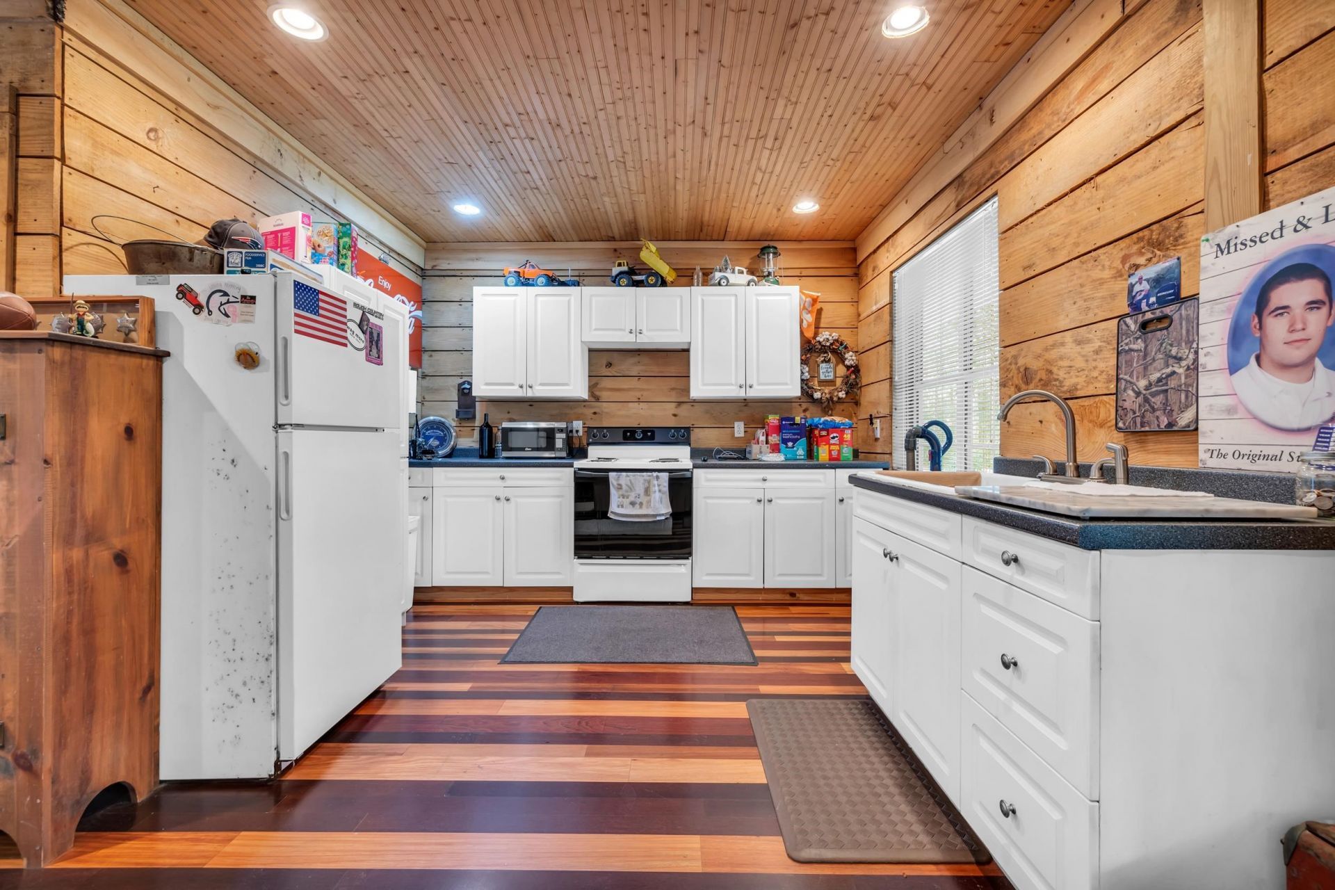 1444 Will-go Ave.  Photo 42