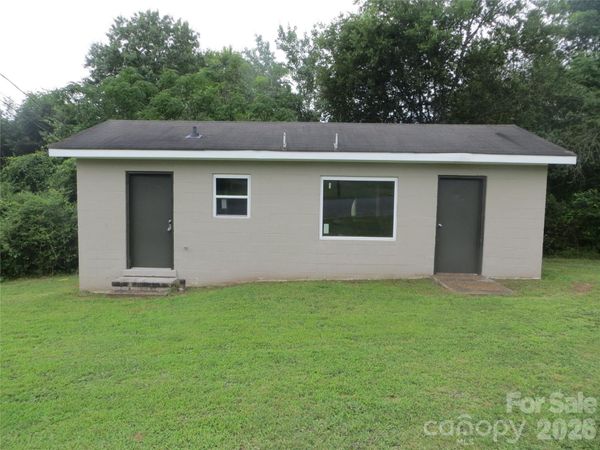 501 Roosevelt Street , Badin, NC 28009