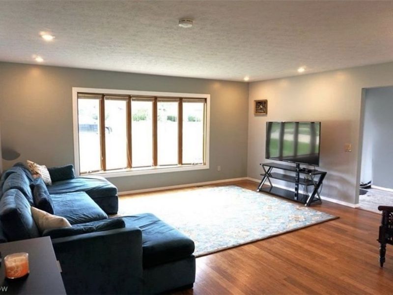 22309 Rock Creek Circle, Strongsville, OH 44149 Photo 3
