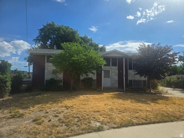247 E NICOLETTI DR , Midvale, UT 84047