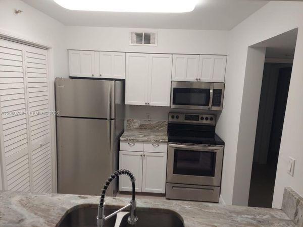 800 Scotia Dr, Unit 103, Hypoluxo, FL 33462