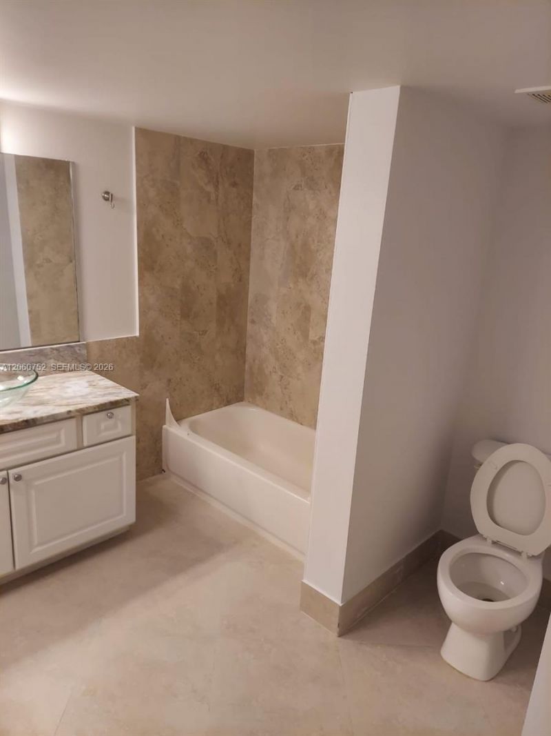 800 Scotia Dr, Unit 103, Hypoluxo, FL 33462 Photo
