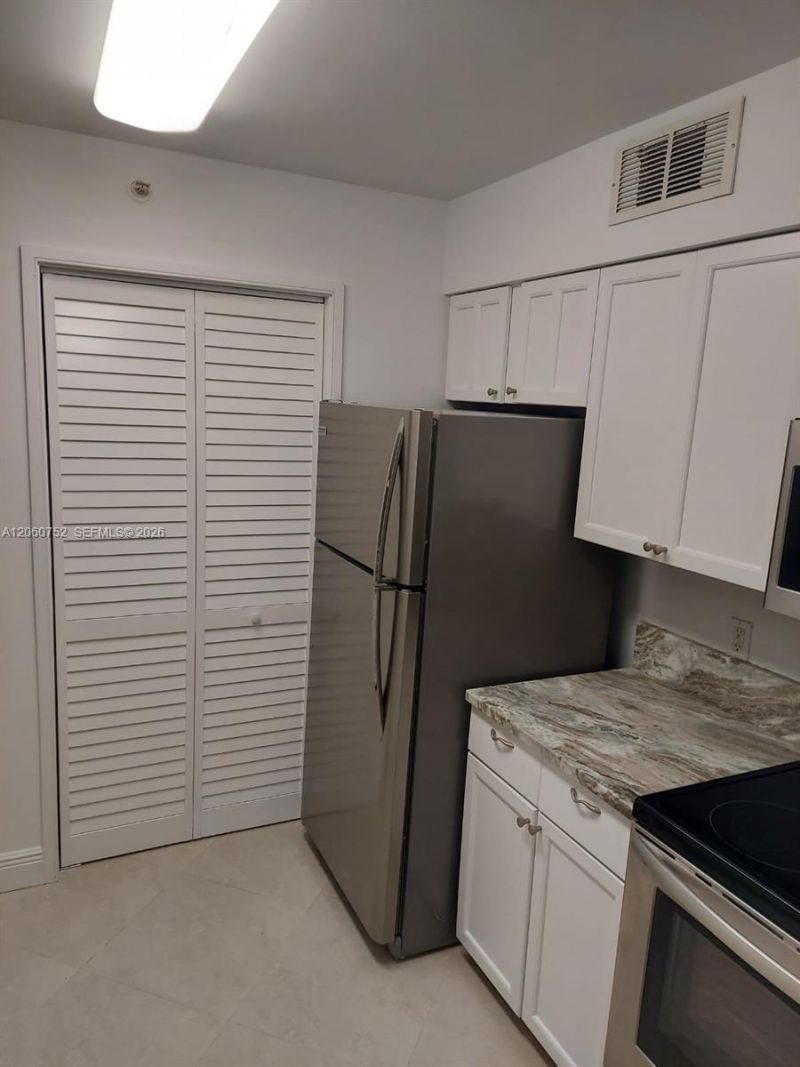 800 Scotia Dr, Unit 103, Hypoluxo, FL 33462 Photo