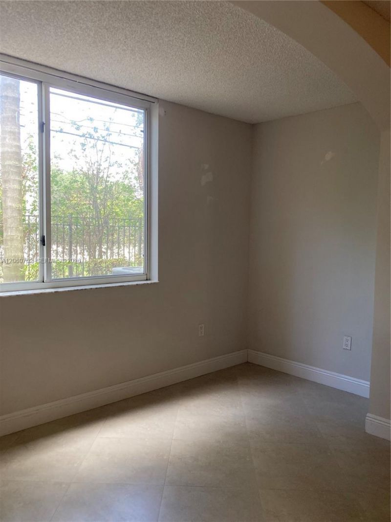800 Scotia Dr, Unit 103, Hypoluxo, FL 33462 Photo