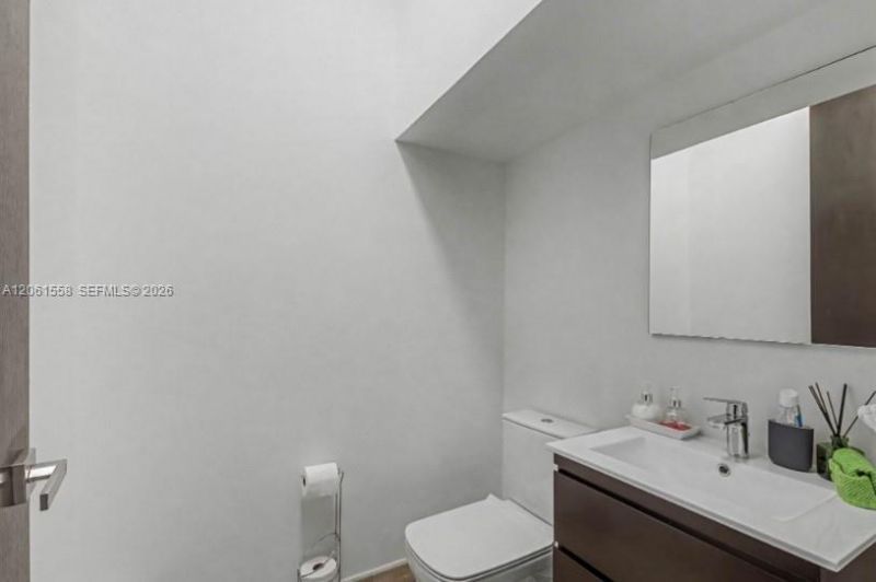 3341 NW 84th Ct, Doral, FL 33122 Photo