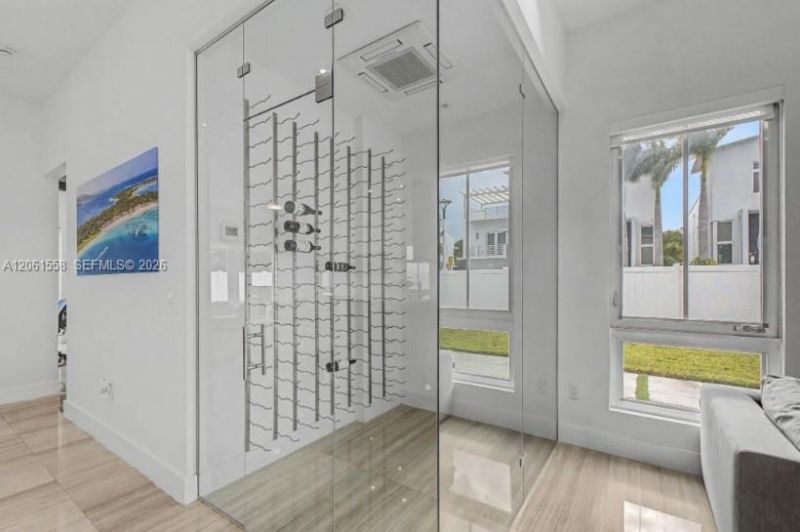 3341 NW 84th Ct, Doral, FL 33122 Photo
