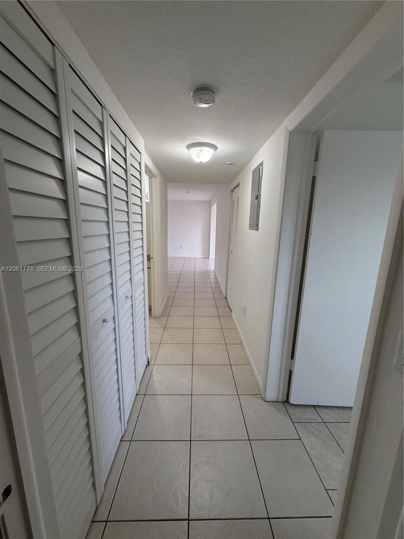 21 E 3rd St , Unit 507, Hialeah, FL 33010 Photo