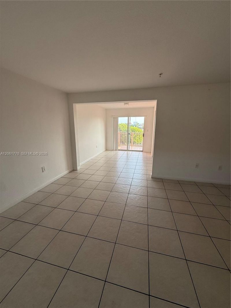 21 E 3rd St , Unit 507, Hialeah, FL 33010 Photo