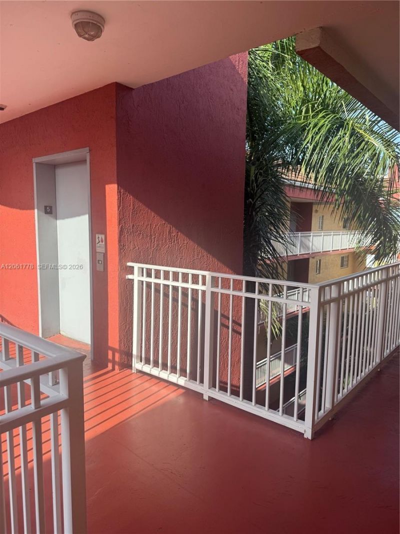 21 E 3rd St , Unit 507, Hialeah, FL 33010 Photo