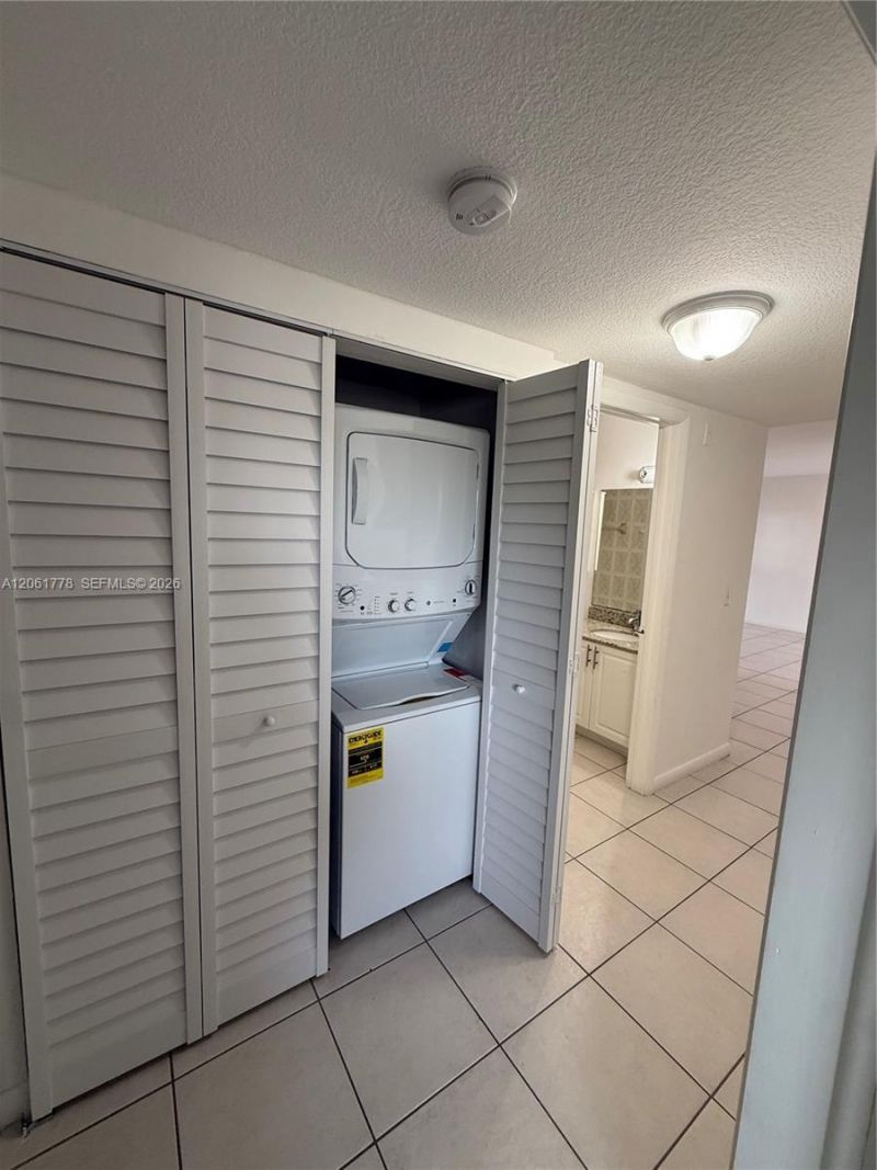 21 E 3rd St , Unit 507, Hialeah, FL 33010 Photo