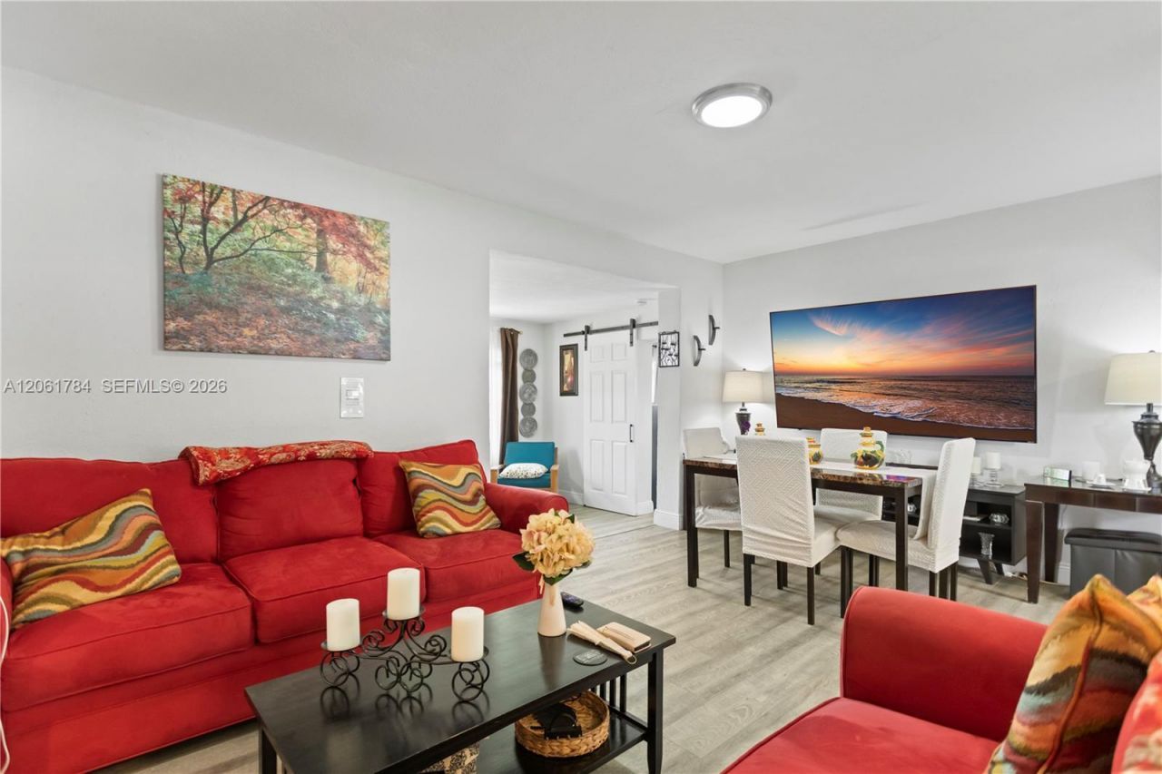 2407 Dewey St, Hollywood, FL 33020 Photo