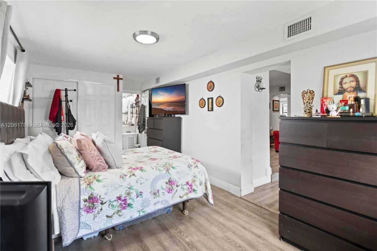 2407 Dewey St, Hollywood, FL 33020 Photo