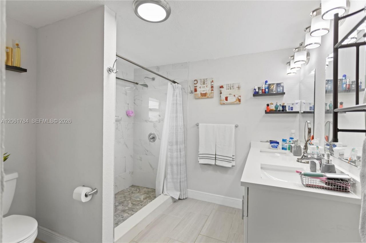 2407 Dewey St, Hollywood, FL 33020 Photo