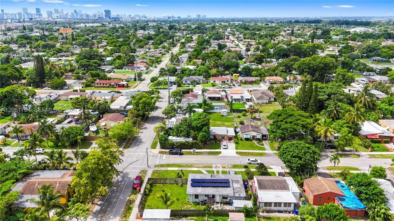 2407 Dewey St, Hollywood, FL 33020 Photo