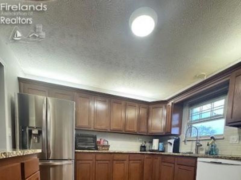 313 Linden Way Drive, Sandusky, OH 44870 Photo 7