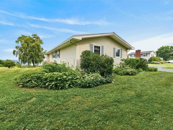 6404 Shaker Tract Rd , North Rose, NY 14516