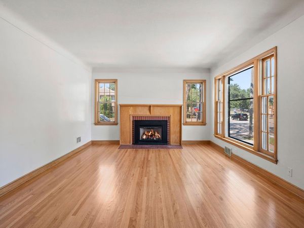 4366 Thomas Avenue N, Minneapolis, MN 55412