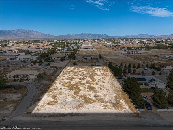 3680 Unicorn Avenue , Pahrump, NV 89048