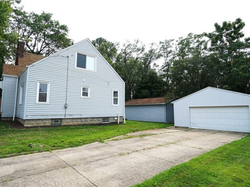 1448 Creighton Avenue , Akron, OH 44310 Photo 5