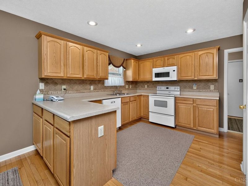 4418 Muskopf Drive, Fairfield, OH 45014 Photo 12