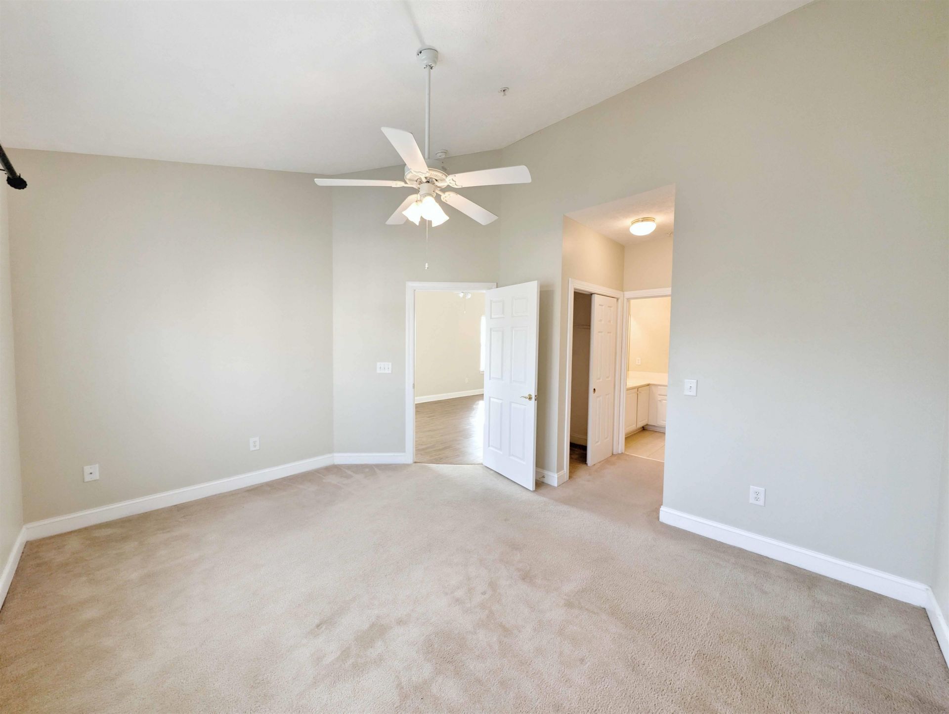 736 Algonquin Dr. Photo 12