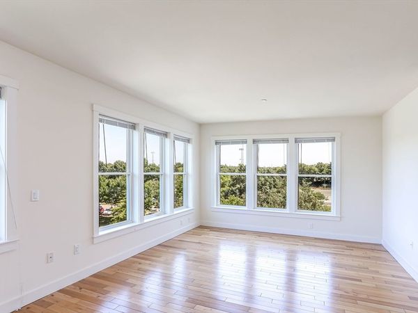 87 New, Unit 413, Cambridge, MA 02138