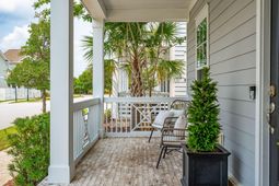1559 Low Park Street photo 4
