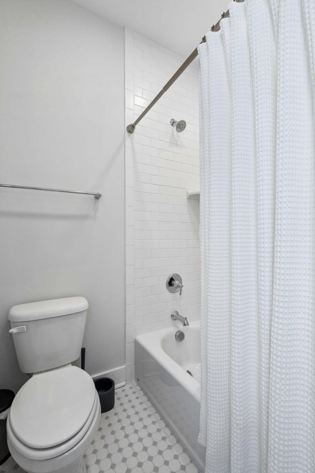1559 Low Park Street Photo 34