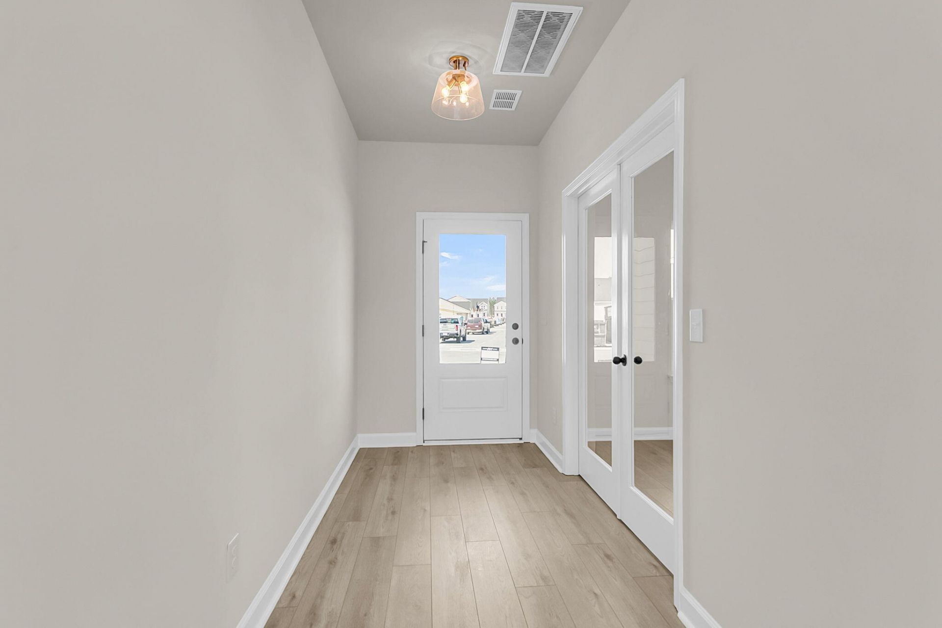 3101 Macaron Court Photo 11