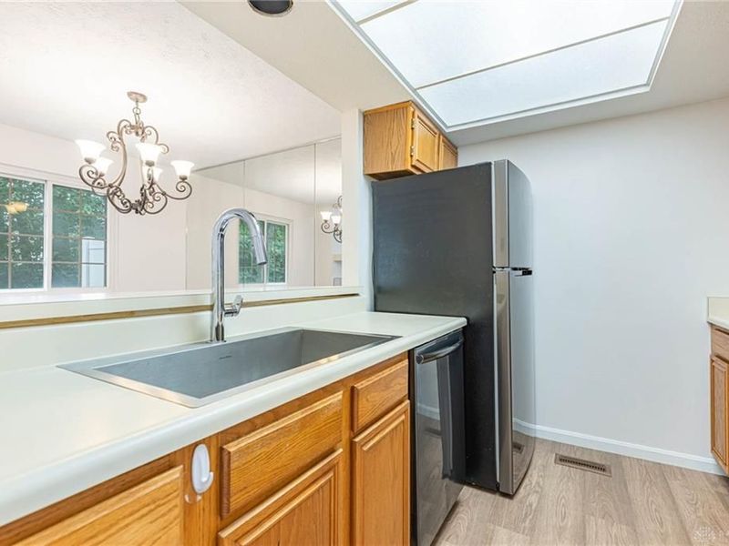 1184 Bay Harbour Circle, Washington Township, OH 45458 Photo 6