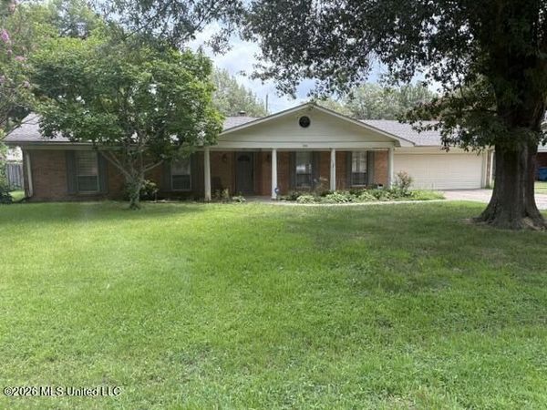 250 Barry Street, Lyon, MS 38645