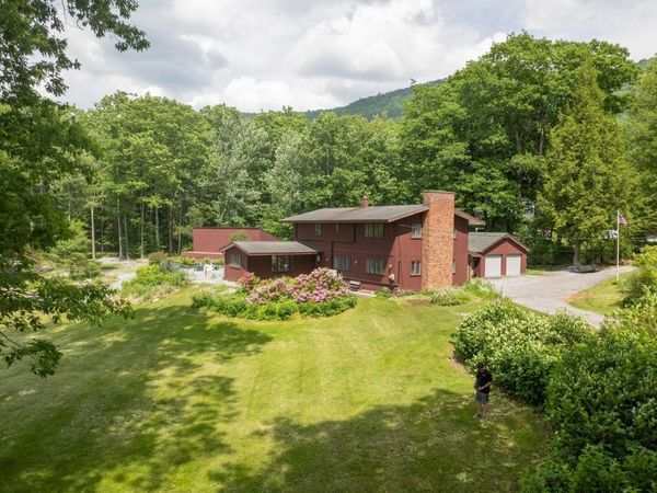 454 Brookwood, Mendon, VT 05701