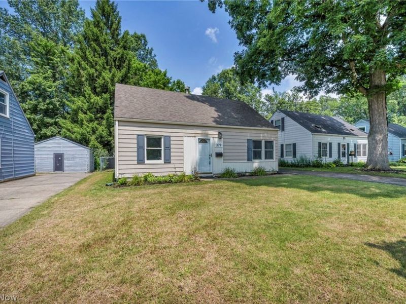 377 Morrison Avenue, Cuyahoga Falls, OH 44221 Photo 3