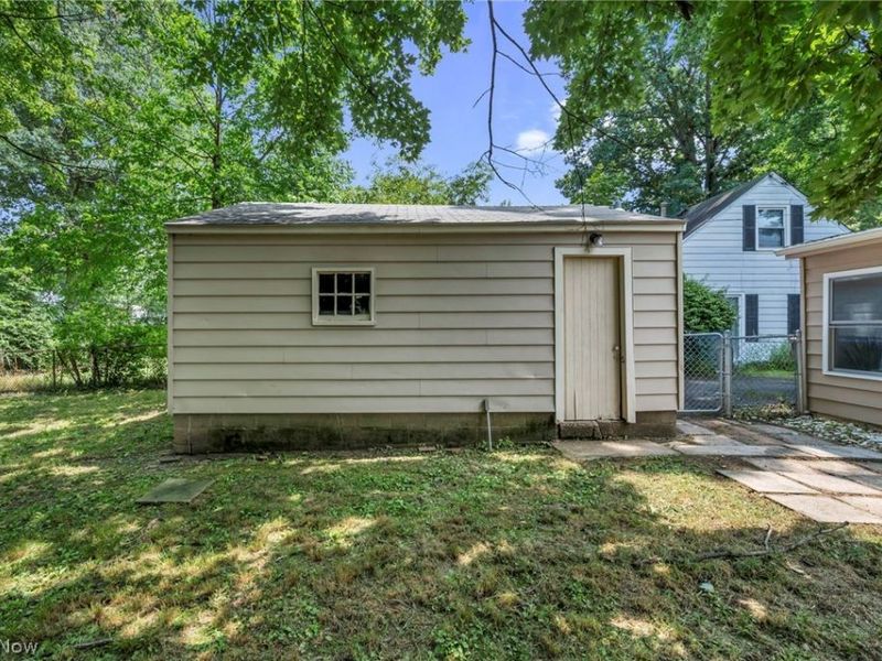 377 Morrison Avenue, Cuyahoga Falls, OH 44221 Photo 37