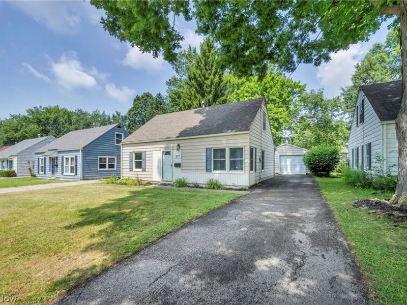 377 Morrison Avenue, Cuyahoga Falls, OH 44221 Photo 4