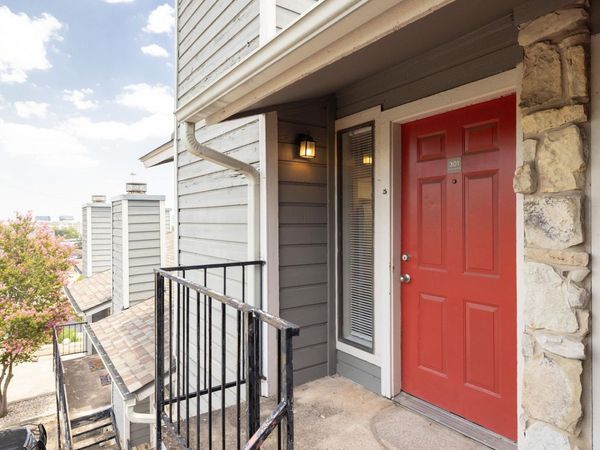 9079 Jollyville RD , Unit 301, Austin, TX 78759