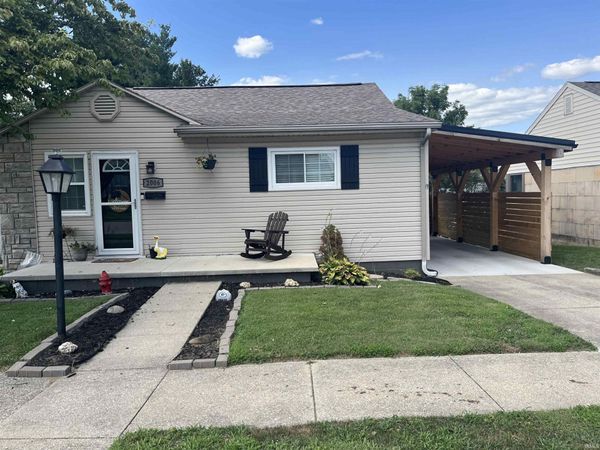 2006 Grand Avenue, Washington, IN 47501